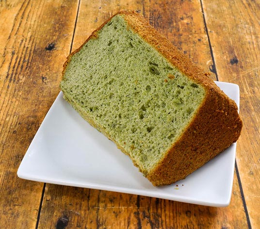 野草のシフォンケーキ