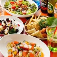 【90分飲み放題付き】◇◆5,000円コース◆◇ ギリシャ料理ムサカやセネガル風チェプチェンなど世界の料理を堪能できる全9品