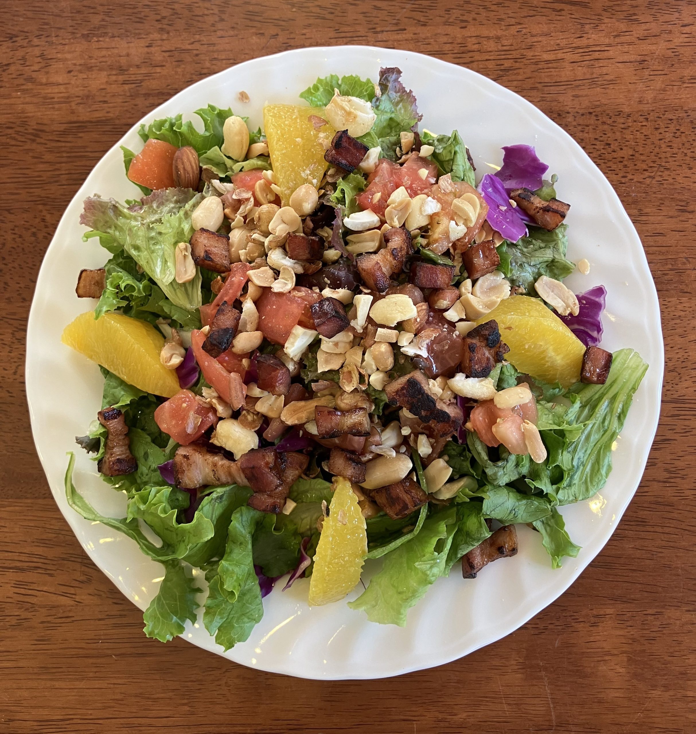 ナッツとオレンジのスペイン風サラダ